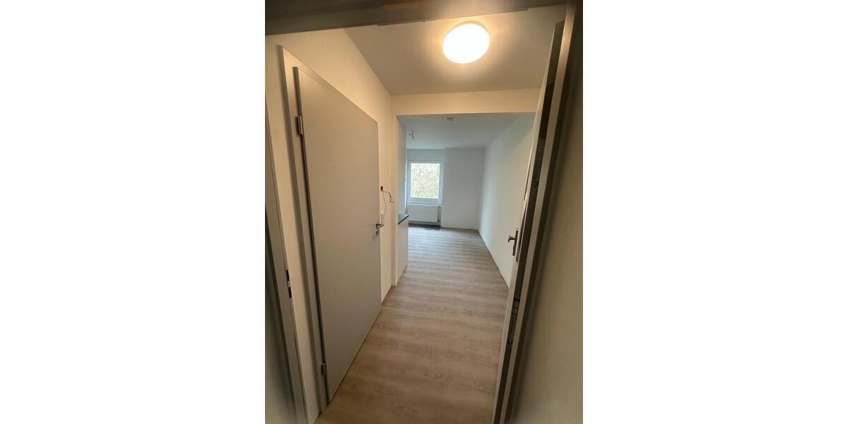 Etagenwohnung Köln Nippes - 1 Zimmer, 25 m&sup2;, 880&euro; | Angebot:25861336