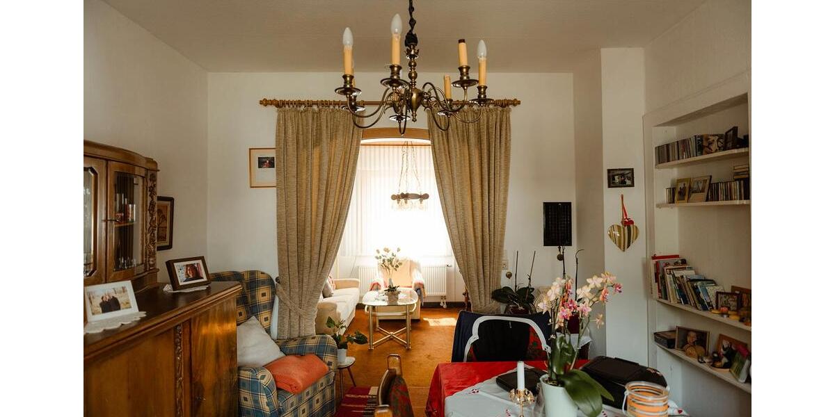 Einfamilienhaus Niederkassel - 6 Zimmer, 102 m&sup2;, 480.000&euro; | Angebot:26045240