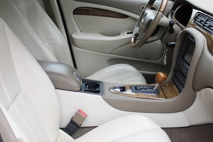 Jaguar S-Type 215.000 km 6.350 &euro; Köln 50739