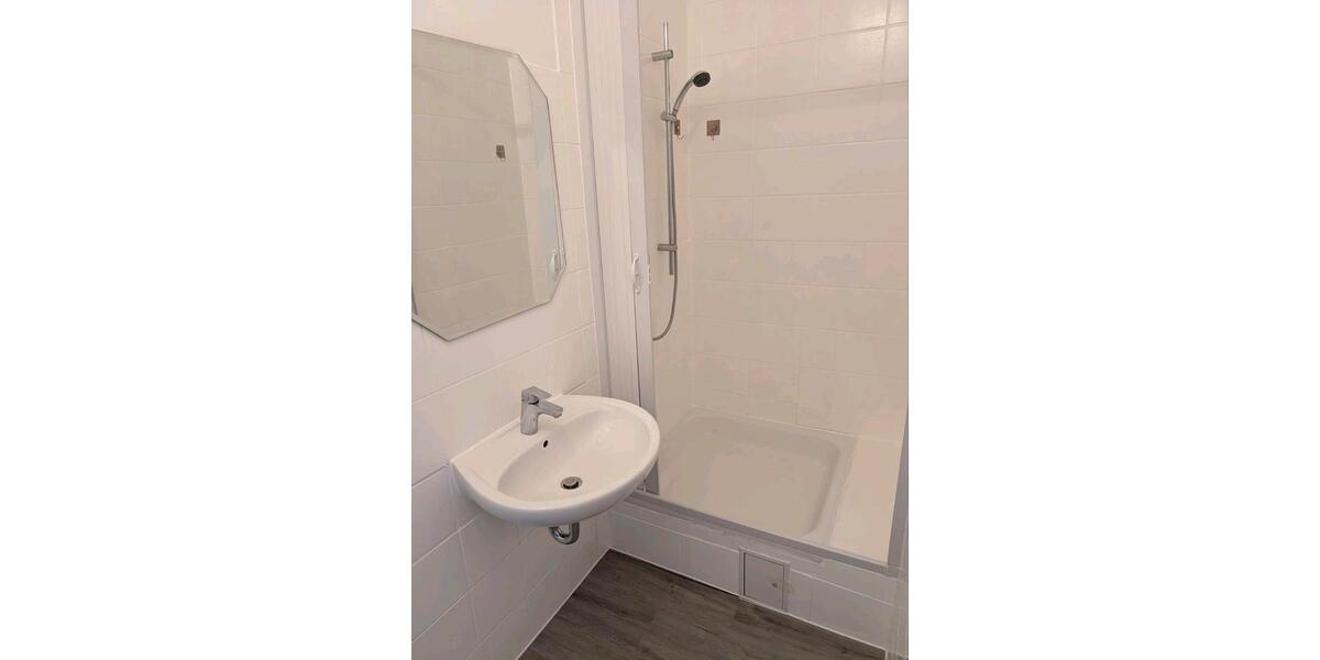 Erdgeschoßwohnung Bergheim - 2 Zimmer, 40 m&sup2;, 890&euro; | Angebot:25972349