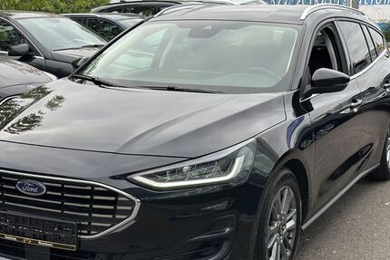 Ford Focus 106.055 km 15.990 &euro; Rheinbach 53359