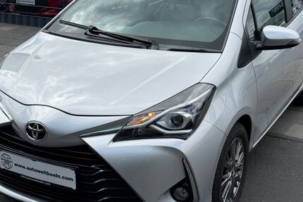 Toyota Yaris 80.744 km 10.490 &euro; Köln 51065