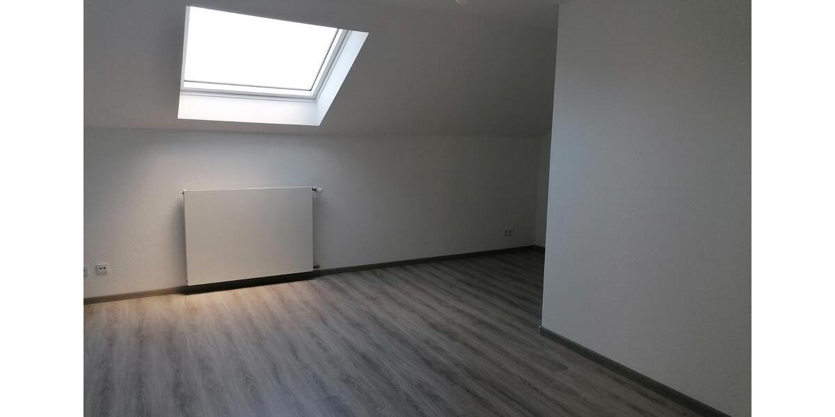 Etagenwohnung Bedburg - 4 Zimmer, 106 m&sup2;, 900&euro; | Angebot:26042229