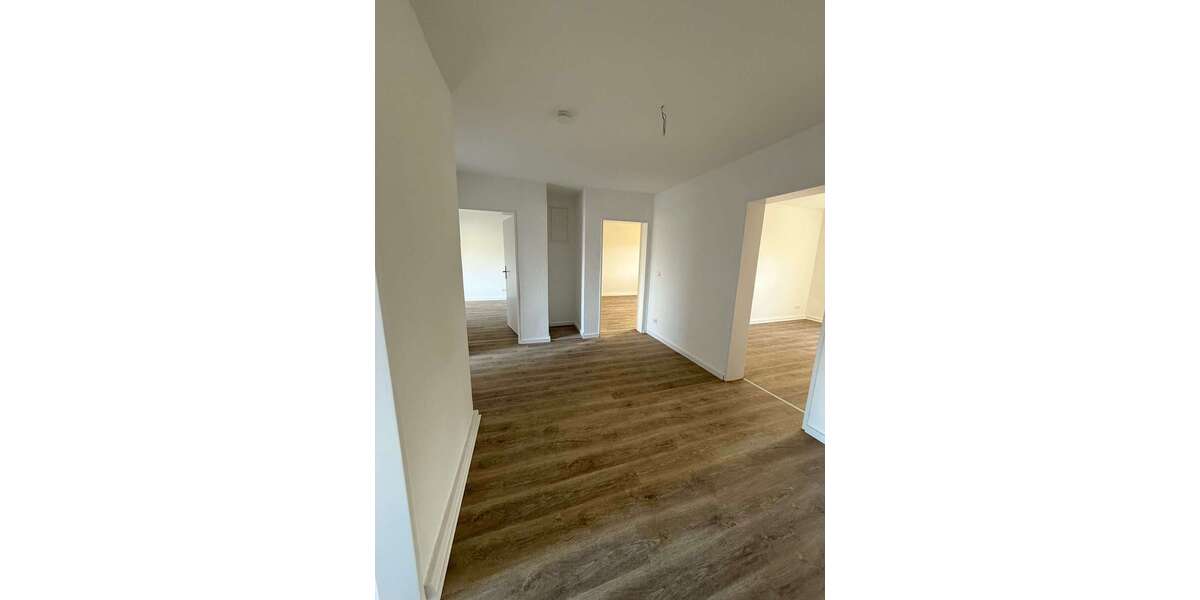 Etagenwohnung Brühl Vochem - 4 Zimmer, 84 m&sup2;, 1.080&euro; | Angebot:24868621