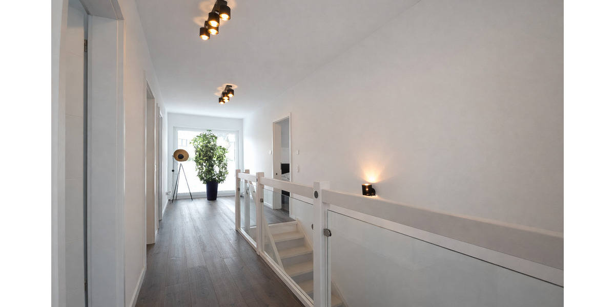 Einfamilienhaus Mechernich Kommern - 5 Zimmer, 183 m&sup2;, 649.000&euro; | Angebot:25836876