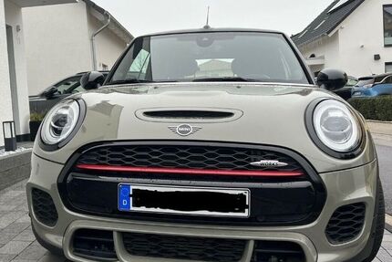Mini John Cooper Works Cabrio 87.350 km 22.400 &euro; Köln 50933