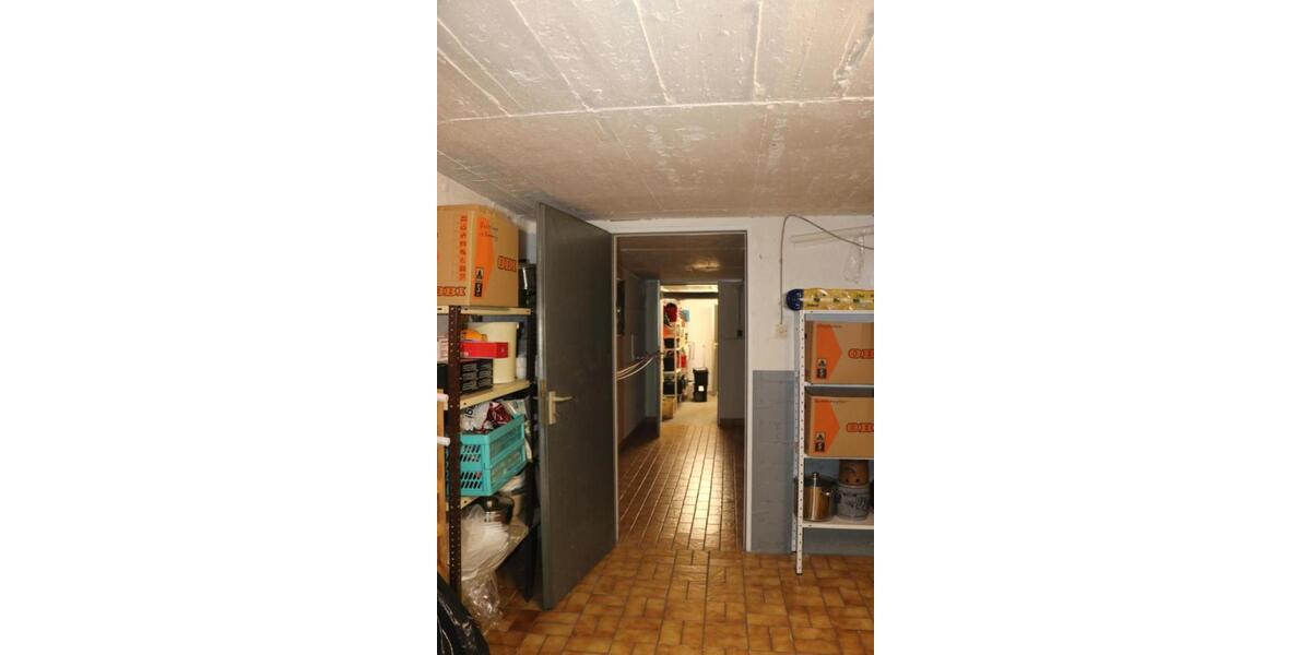 Reihenhaus Köln Heimersdorf - 9 Zimmer, 189 m&sup2;, 550.000&euro; | Angebot:25171438