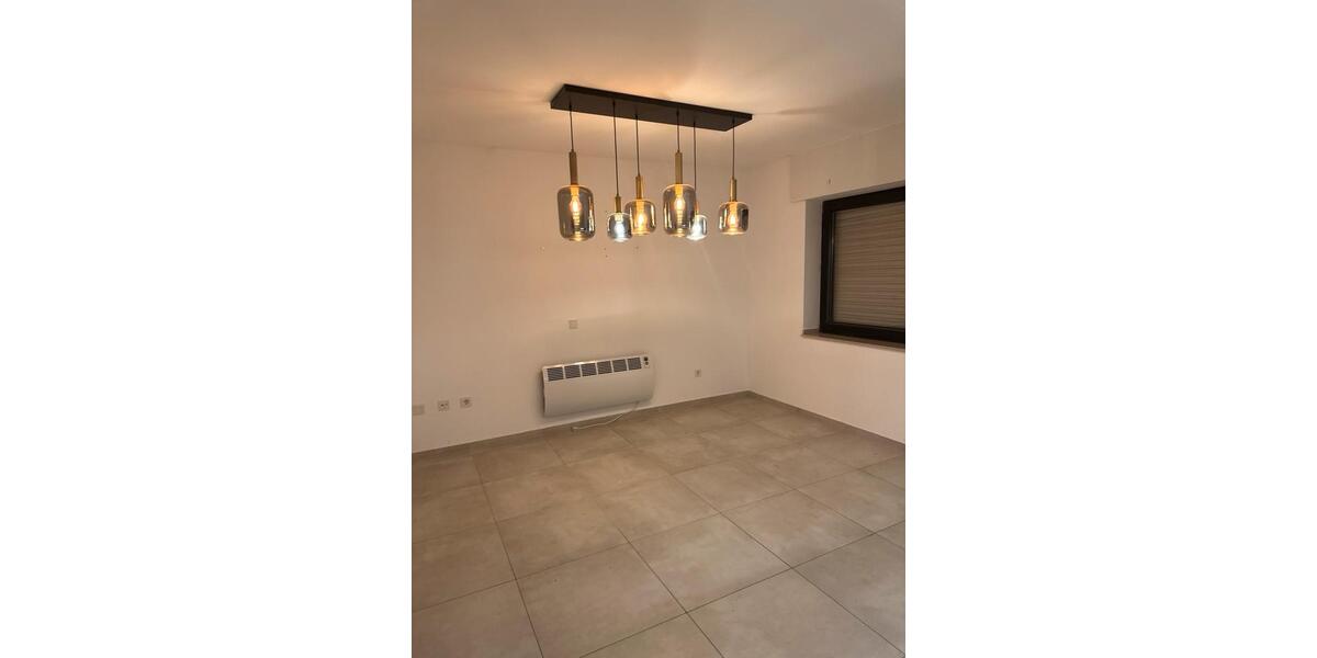 Erdgeschoßwohnung Bergheim - 4.5 Zimmer, 150 m&sup2;, 600&euro; | Angebot:26040998