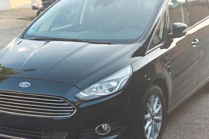 Ford S-Max 244.000 km 8.900 &euro; köln 50765