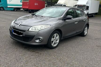 Renault Megane 175.000 km 4.900 &euro; Köln 51103