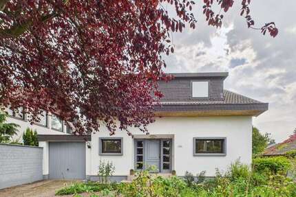 Haus Köln Rodenkirchen - 8 Zimmer, 300 m&sup2;, 1.190.000&euro; | Angebot:21177868