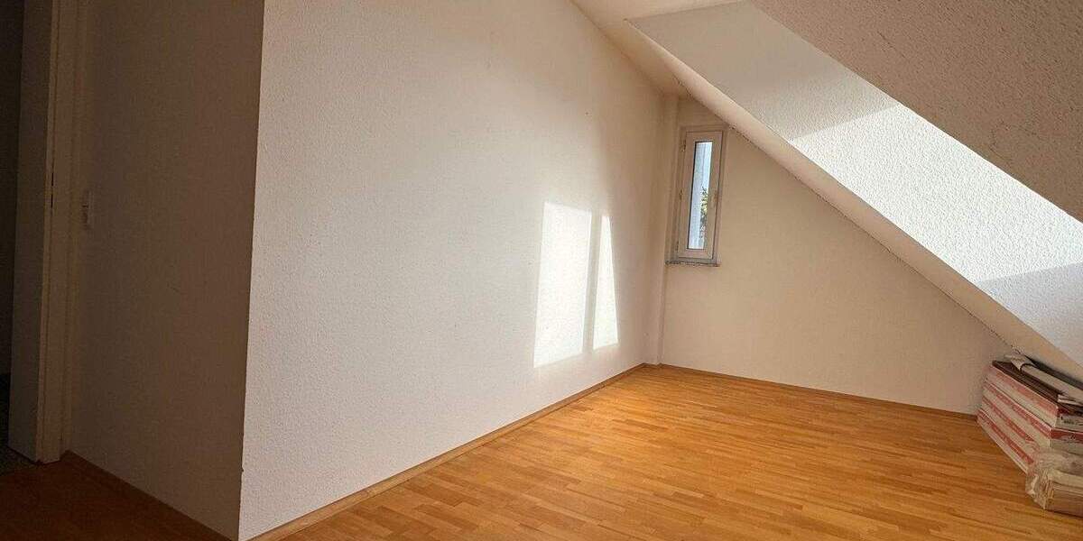 Etagenwohnung Troisdorf-Bergheim Bergheim - 4 Zimmer, 133 m&sup2;, 449.000&euro; | Angebot:25693104