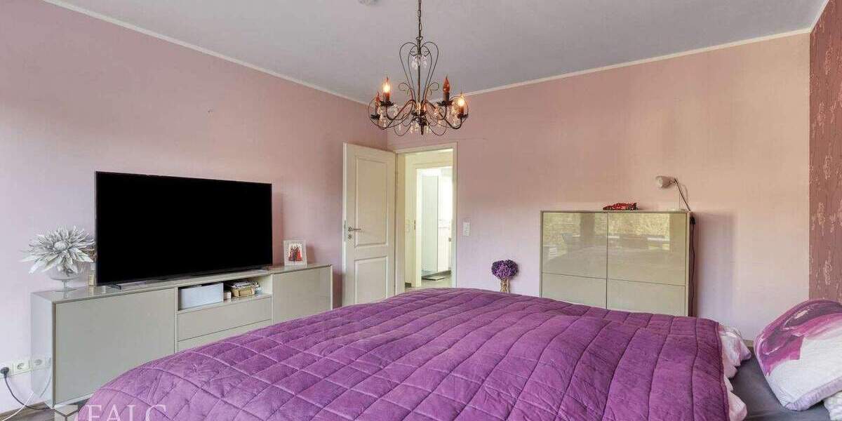 Mehrfamilienhaus, Wohnhaus Pulheim - 7 Zimmer, 227 m&sup2;, 1.199.000&euro; | Angebot:25820748