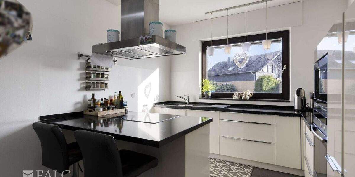 Mehrfamilienhaus, Wohnhaus Pulheim - 7 Zimmer, 227 m&sup2;, 1.199.000&euro; | Angebot:25820748