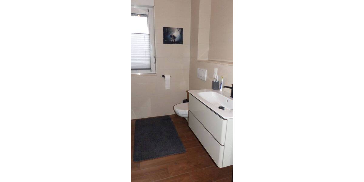 Etagenwohnung Niederkassel - 3 Zimmer, 97 m&sup2;, 349.000&euro; | Angebot:26015844