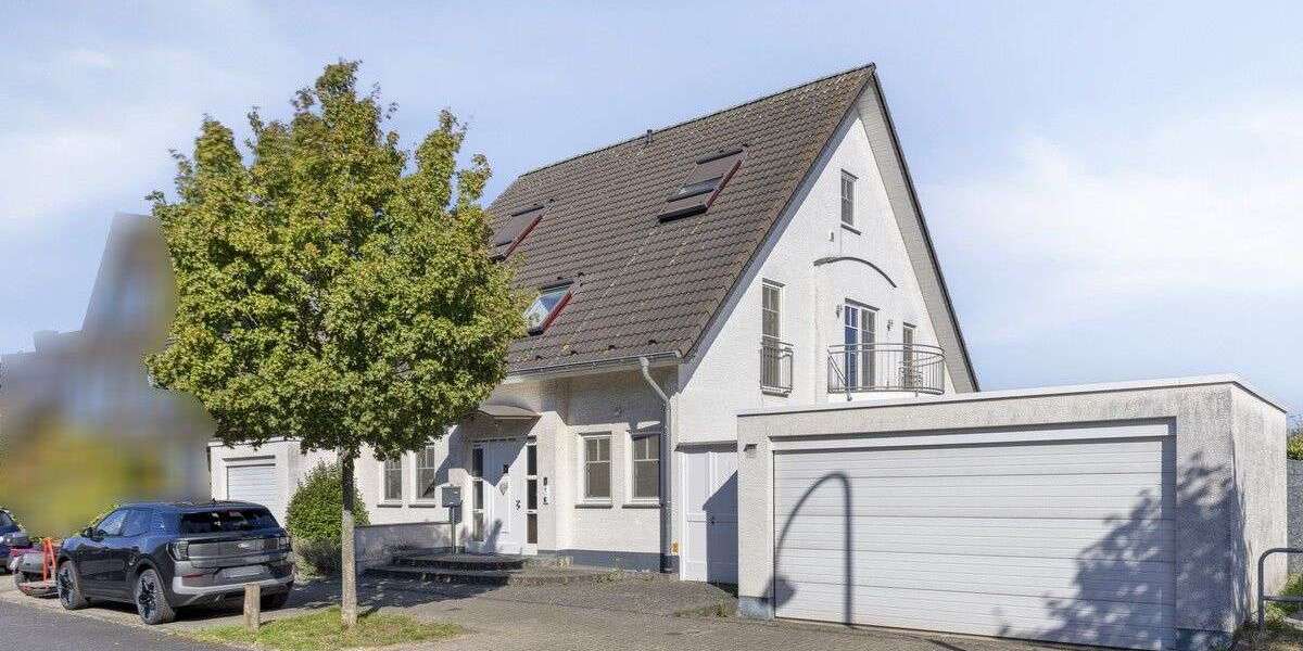 Einfamilienhaus Köln Chorweiler - 7 Zimmer, 315 m&sup2;, 1.075.000&euro; | Angebot:22675634