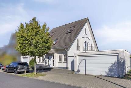 Haus Köln Chorweiler - 7 Zimmer, 315 m&sup2;, 1.075.000&euro; | Angebot:22675634