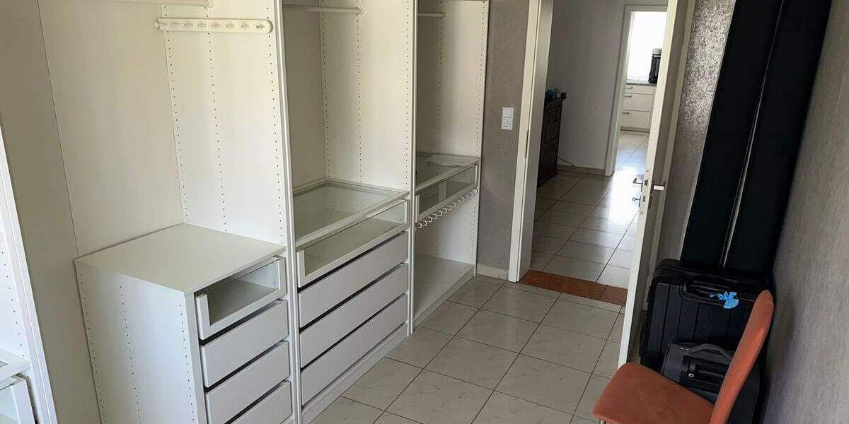 Etagenwohnung Köln Grengel - 3 Zimmer, 72 m&sup2;, 265.000&euro; | Angebot:25739391