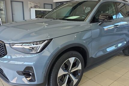 Volvo XC40 34.059 km 34.950 &euro; Bergheim 50126