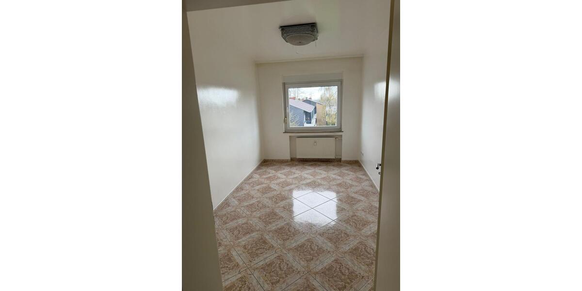 Etagenwohnung Kerpen Buir - 3 Zimmer, 115 m&sup2;, 1.400&euro; | Angebot:25305673