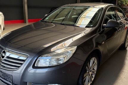 Opel Insignia 187.800 km 2.990 &euro; Niederkassel 53859