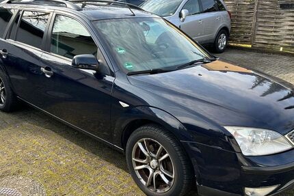 Ford Mondeo 201.000 km 650 &euro; Köln 51069