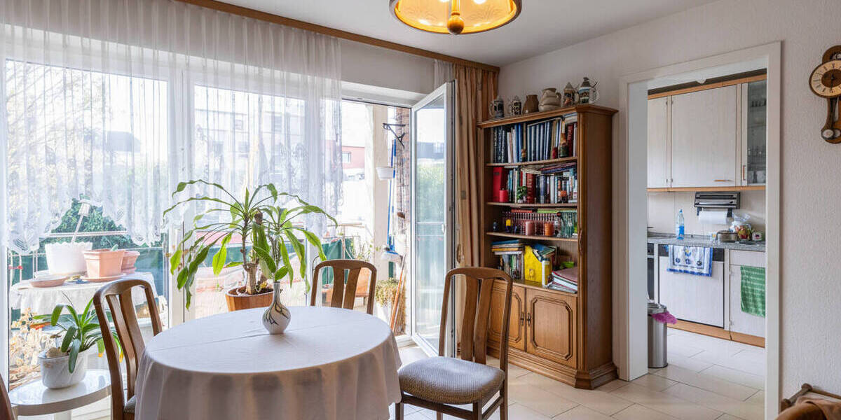 Etagenwohnung Frechen - 4 Zimmer, 97 m&sup2;, 359.000&euro; | Angebot:25957866