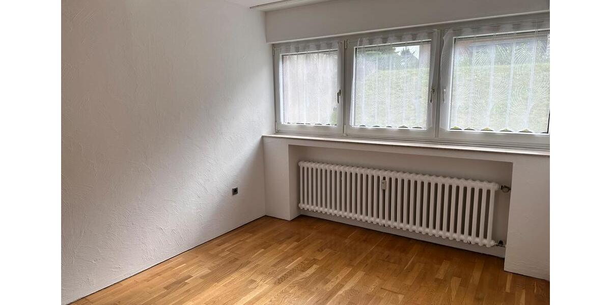 Etagenwohnung Köln Heimersdorf - 2 Zimmer, 60 m&sup2;, 900&euro; | Angebot:26040067
