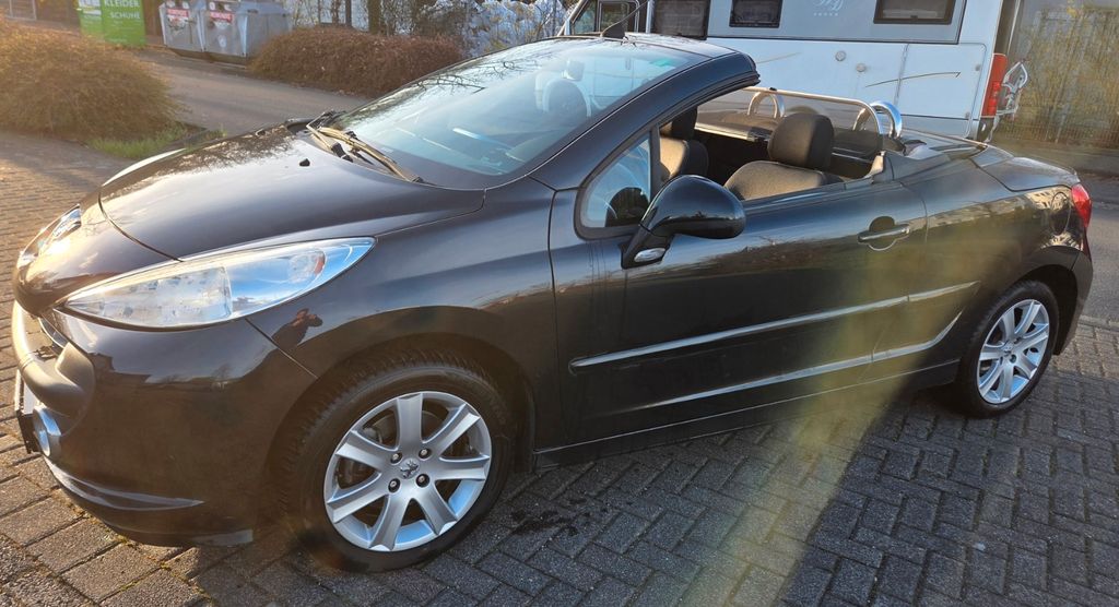 Peugeot 207 108.000 km 3.800 &euro; Siegburg 53721
