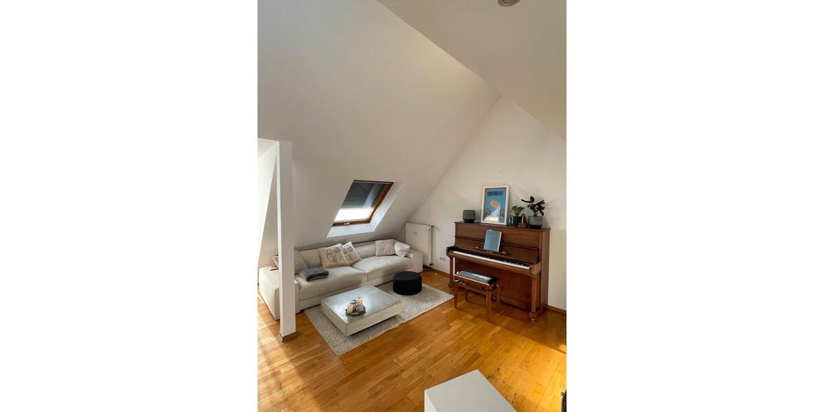 Maisonettenwohnung Köln Innenstadt - 2.5 Zimmer, 90 m&sup2;, 400&euro; | Angebot:25875988