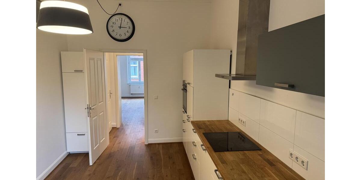 Etagenwohnung Köln Kalk - 4 Zimmer, 112 m&sup2;, 1.705&euro; | Angebot:26021645