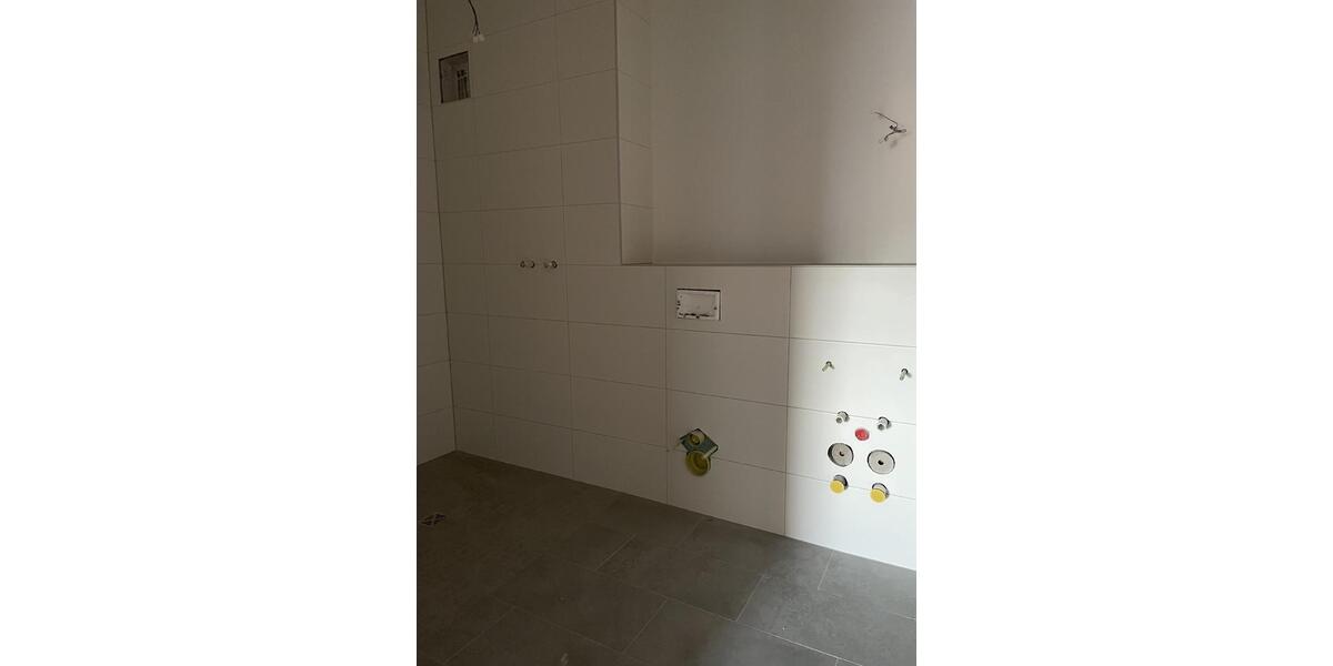 Dachgeschoßwohnung Leverkusen Schlebusch - 3 Zimmer, 83 m&sup2;, 1.370&euro; | Angebot:25407799