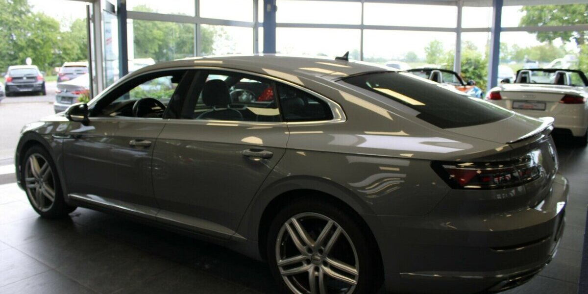 VW Arteon 2.0 TSI OPF DSG R Line 106.743 km 24.980 &euro; Euskirchen 53881