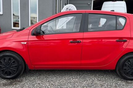 Hyundai i20 100.000 km 4.990 &euro; Euskirchen 53881