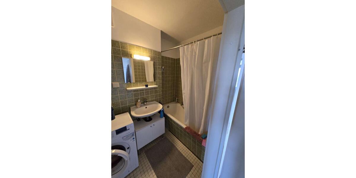 Etagenwohnung Köln Lindenthal - 3 Zimmer, 75 m&sup2;, 1.100&euro; | Angebot:25988831