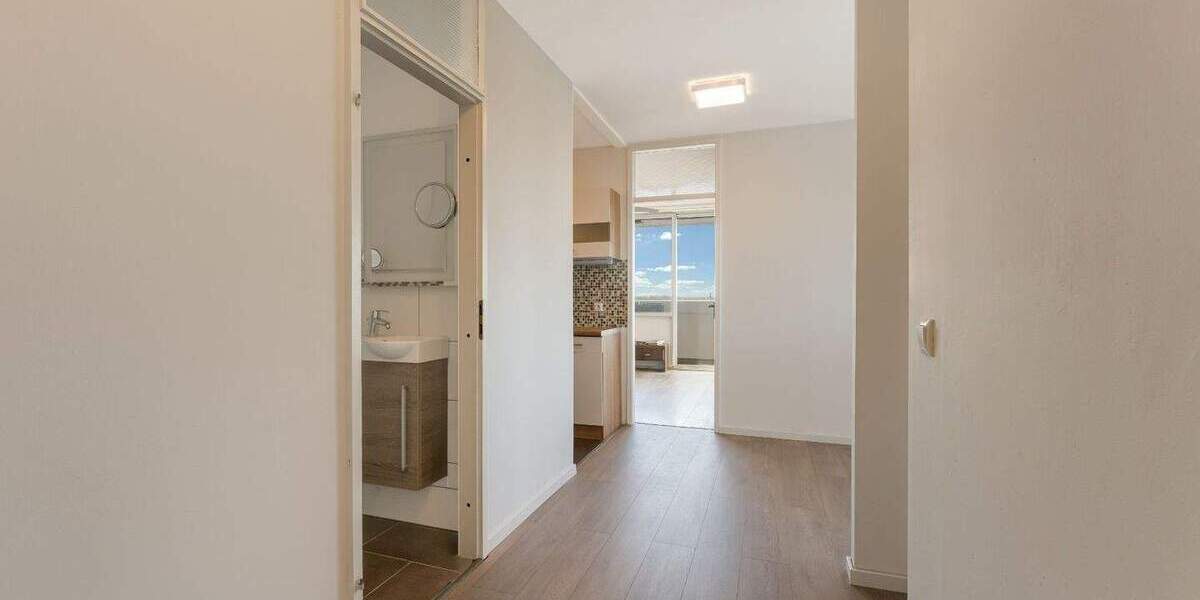 Etagenwohnung Köln Riehl - 3 Zimmer, 85 m&sup2;, 399.000&euro; | Angebot:25738435