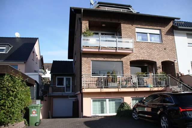 Etagenwohnung Siegburg - 5 Zimmer, 151 m&sup2;, 397.000&euro; | Angebot:25401847