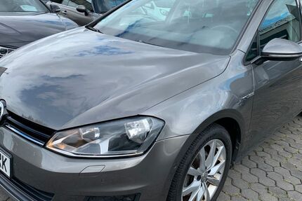 VW Golf 147.843 km 6.499 &euro; Mechernich/Kommern 53894