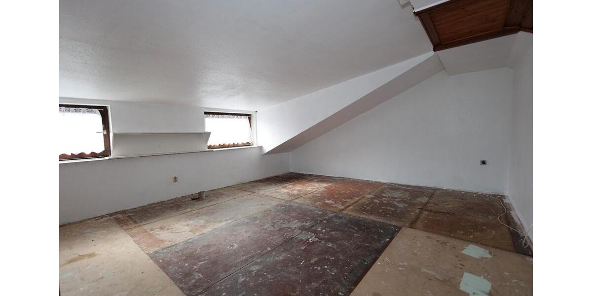Reihenhaus Niederzier - 2 Zimmer, 95 m&sup2;, 178.000&euro; | Angebot:26791250