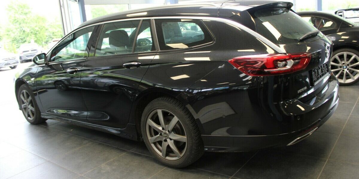 Opel Insignia Sports Tourer 1,5 Turbo Innovation OPC Li 91.471 km 15.980 &euro; Euskirchen 53881