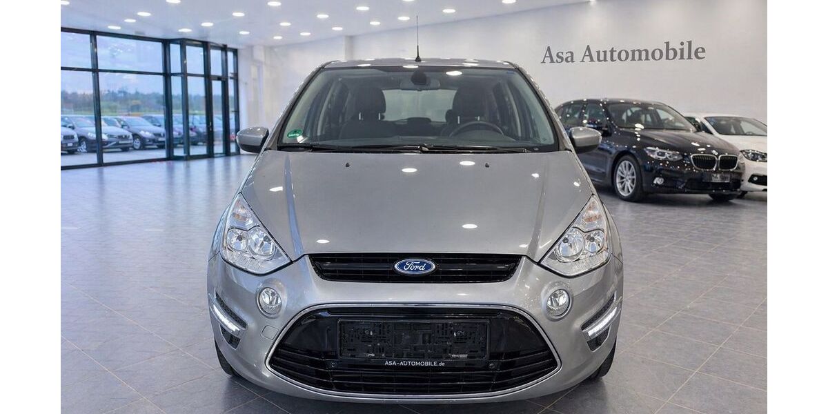 Ford S-Max 176.000 km 8.750 &euro; Düren 52351