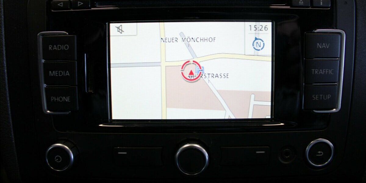 VW Caddy Cross 2.0 TDI Bett Tramper 122.019 km 15.980 &euro; Euskirchen 53881
