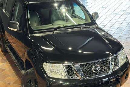 Nissan Pathfinder 94.406 km 29.950 &euro; Bonn 53177
