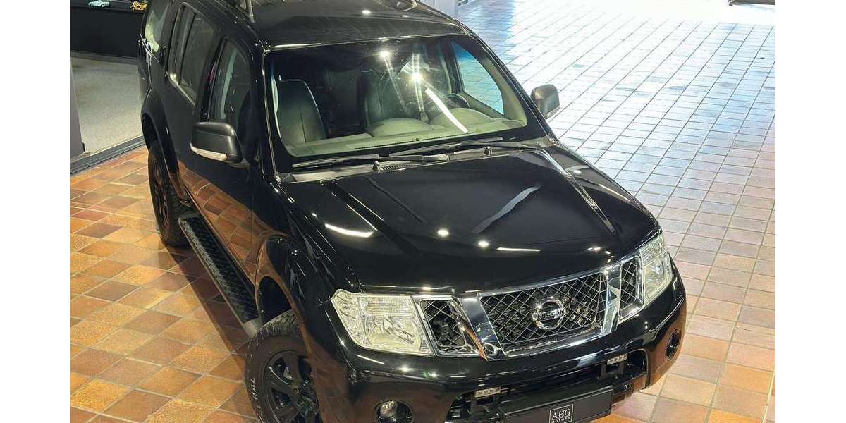 Nissan Pathfinder 94.406 km 29.950 &euro; Bonn 53177