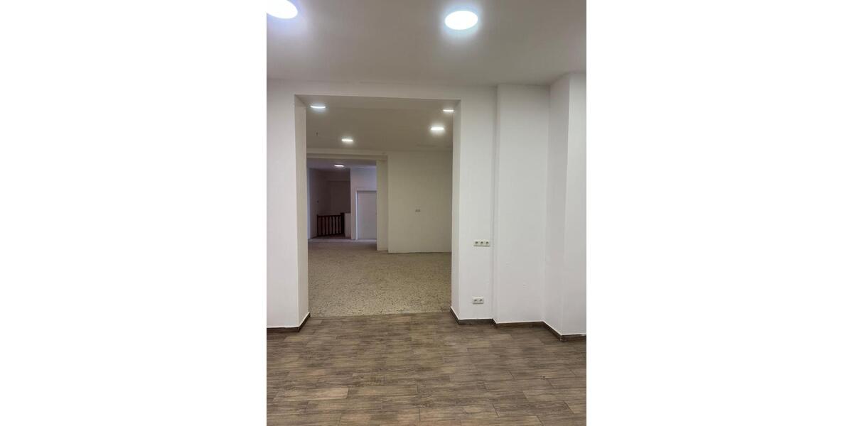 Gewerbeobjekt Köln Innenstadt - 1.800&euro; | Angebot:25995408