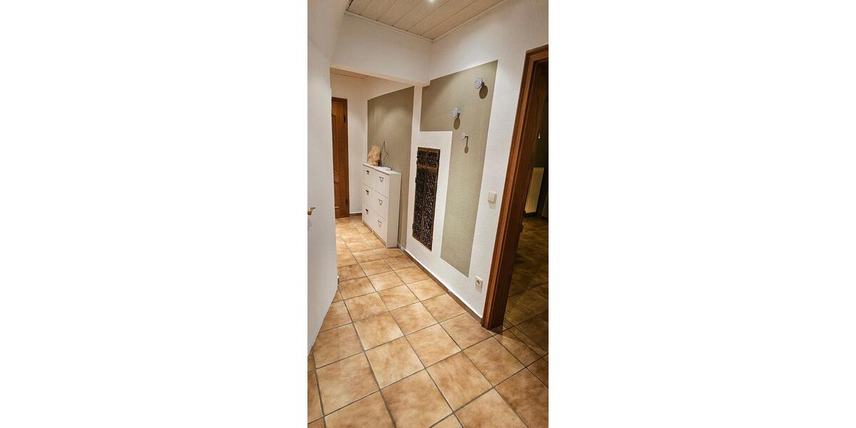 Etagenwohnung Siegburg - 4 Zimmer, 120 m&sup2;, 2.521&euro; | Angebot:25057403