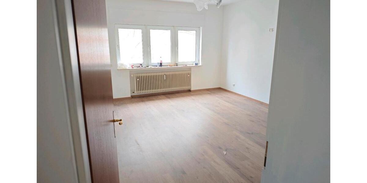 Etagenwohnung Hürth - 2 Zimmer, 70 m&sup2;, 1.214&euro; | Angebot:25753637