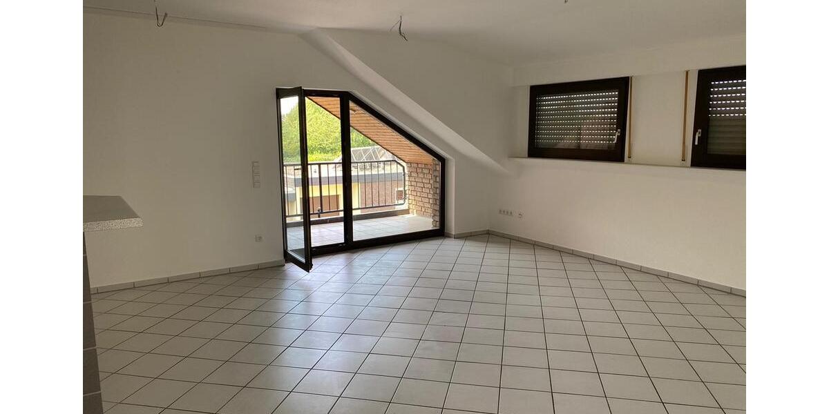 Dachgeschoßwohnung Pulheim - 3 Zimmer, 73 m&sup2;, 1.500&euro; | Angebot:26662702