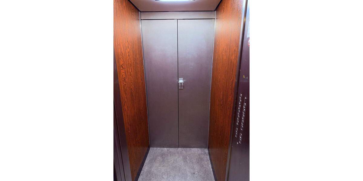 Etagenwohnung Köln Westhoven - 3 Zimmer, 96 m&sup2;, 1.400&euro; | Angebot:25802583