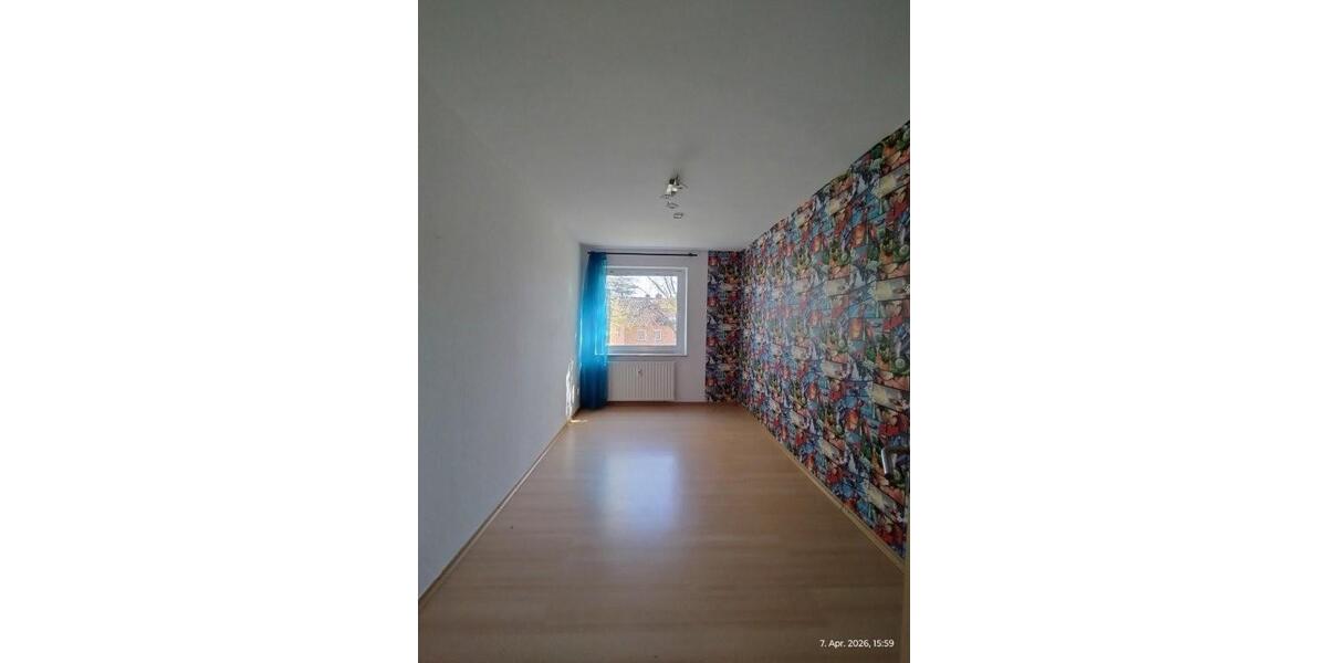 Bezugsfreie 6-Zimmer Wohnung mit Balkon und Gartenmitbenutzung, ruhige und grüne Wohnlage, kleine Eigentümergemeinschaft - Etagenwohnung Köln Porz | Angebot:26084661